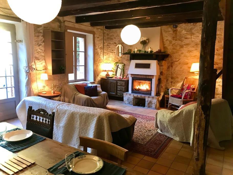 Veyrac Maison Des Sequoias - Parc 1 Hectare- מראה חיצוני תמונה